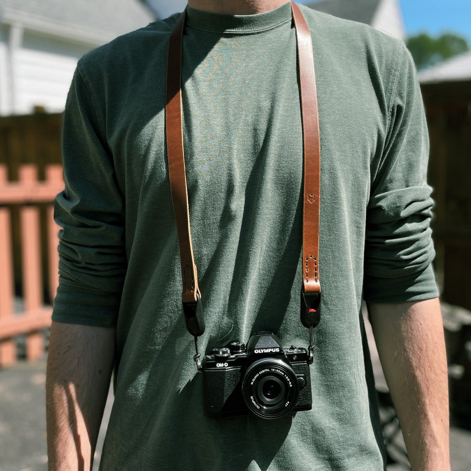 Horween Leather Wide Camera Strap Made With Peak Design Anchor Links -   Canada