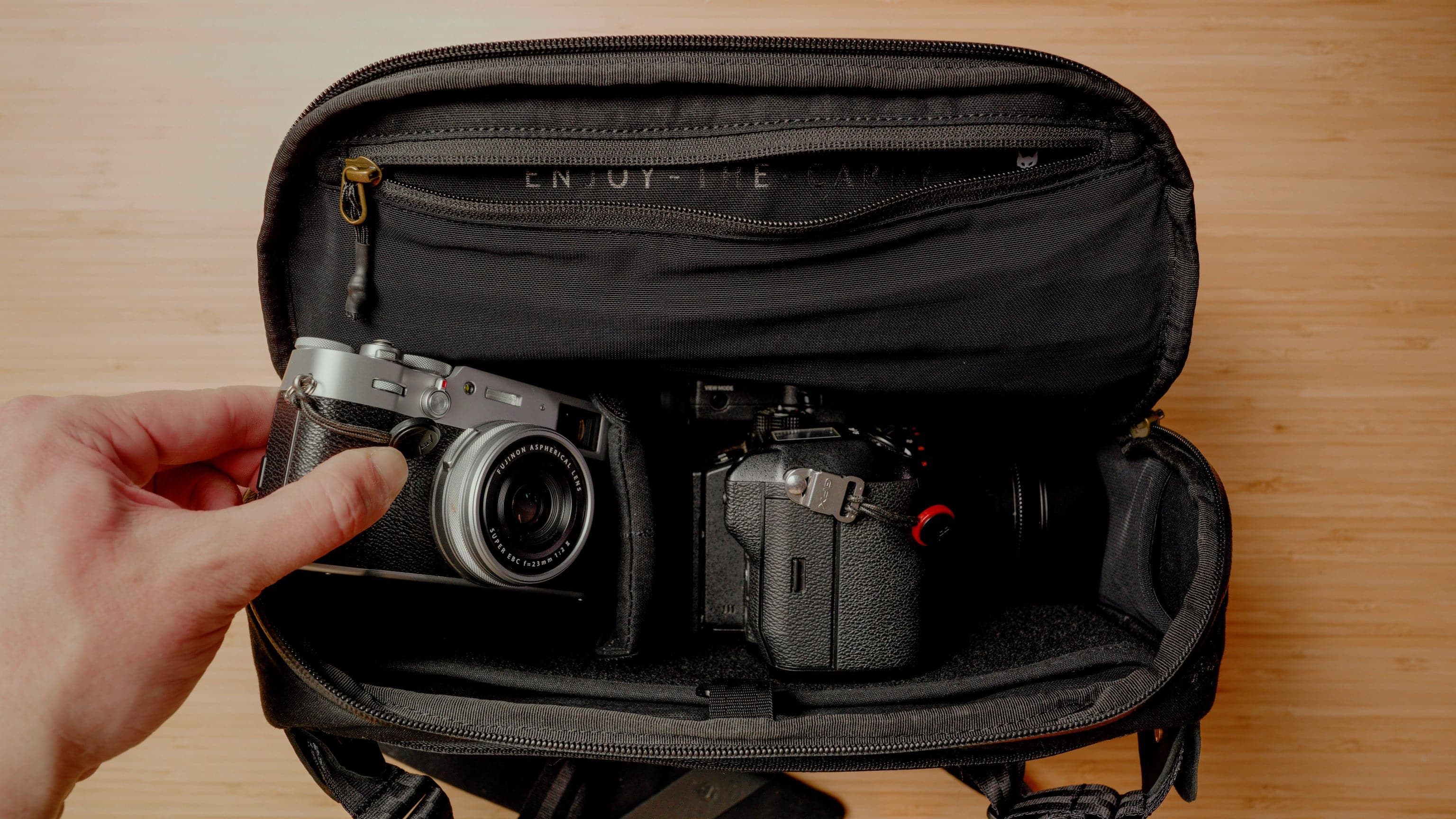 Camera Sling Black (Open Box)