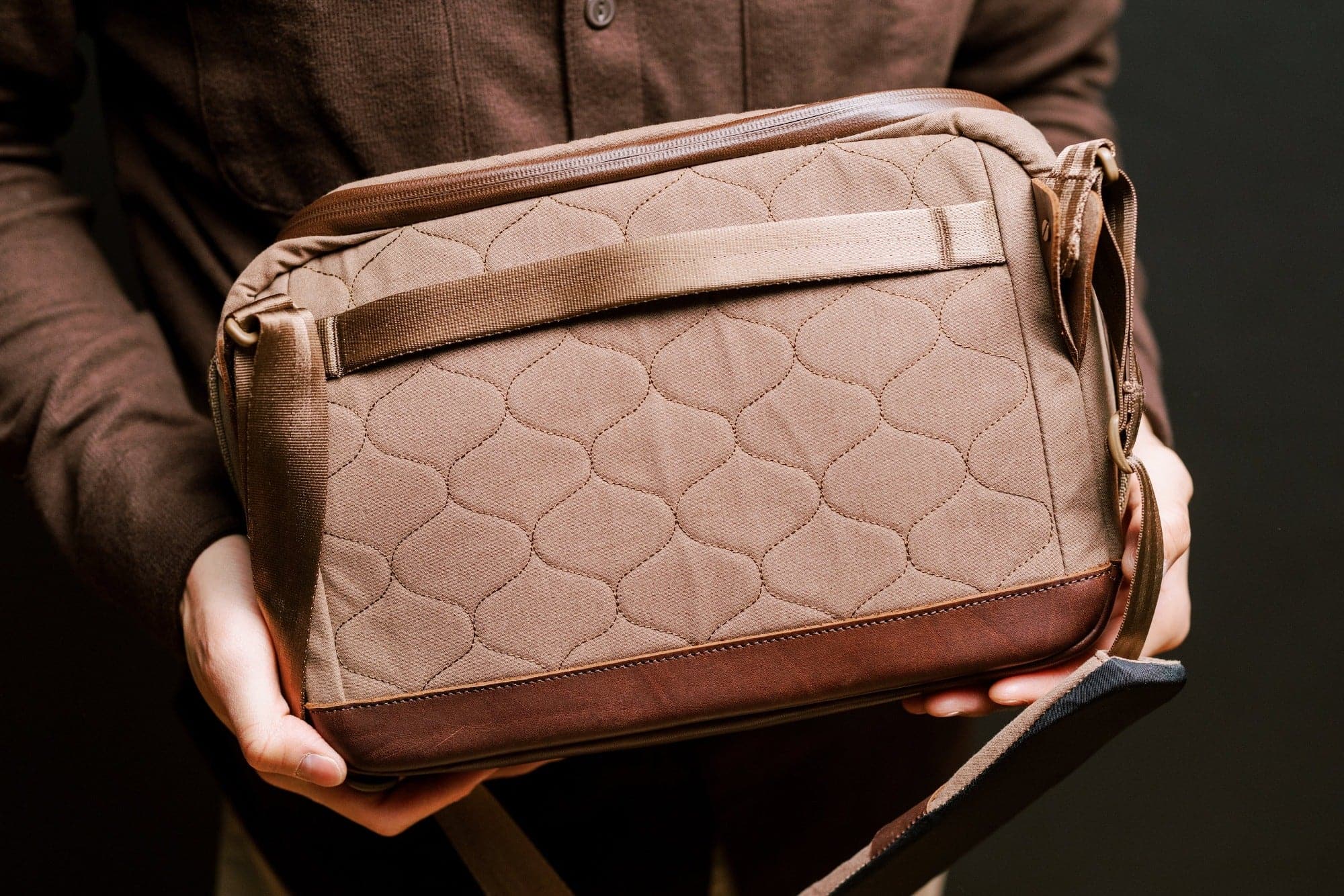 Camera Sling Tan V1 (Open Box)